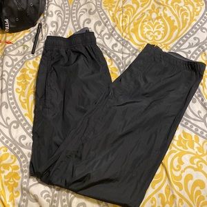 black nike joggers